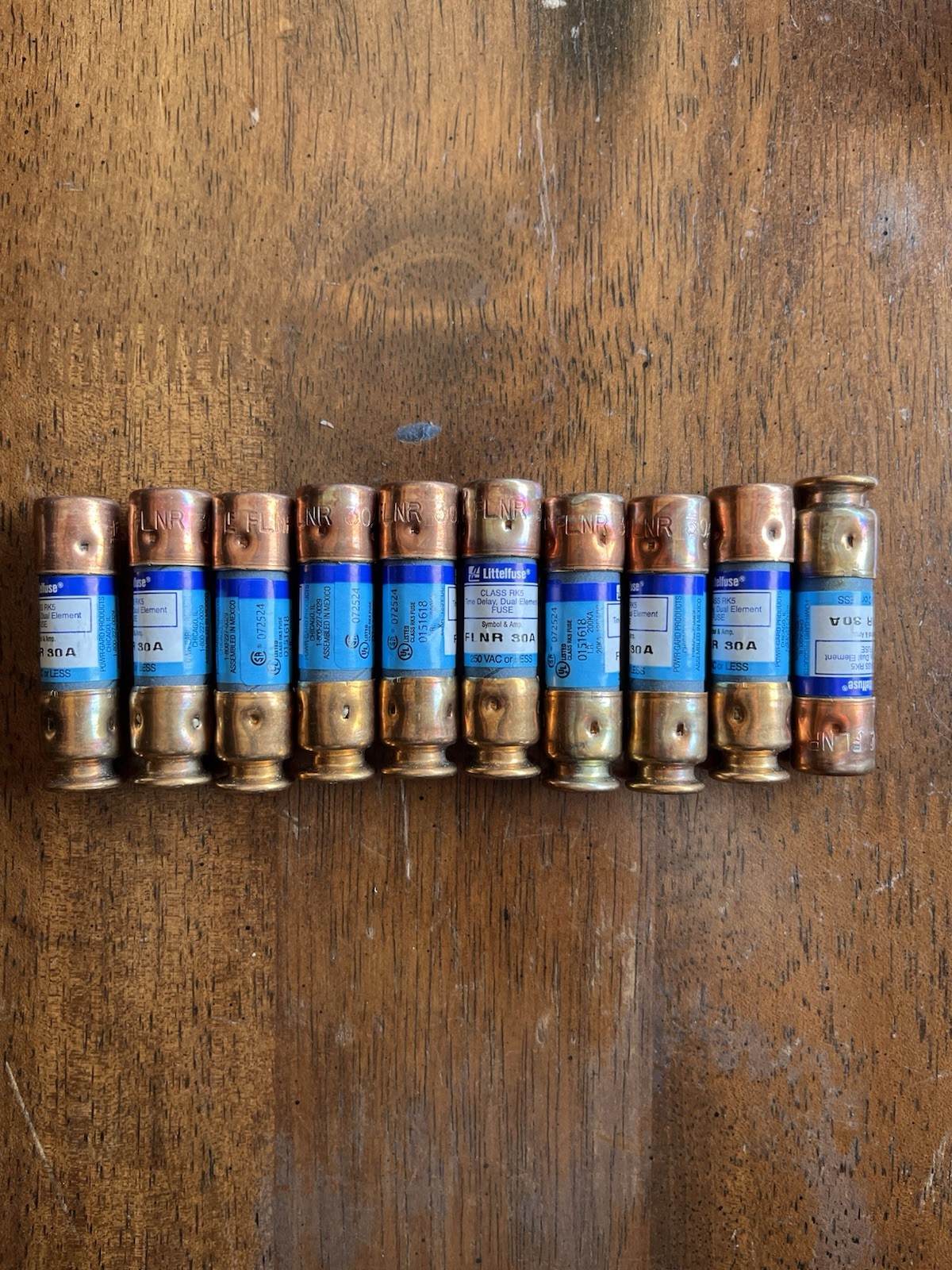 10 pack of FLNR030 FLNR-30 Fuse, 250V 30A Class RK5 Time-Delay. Made In the USA.