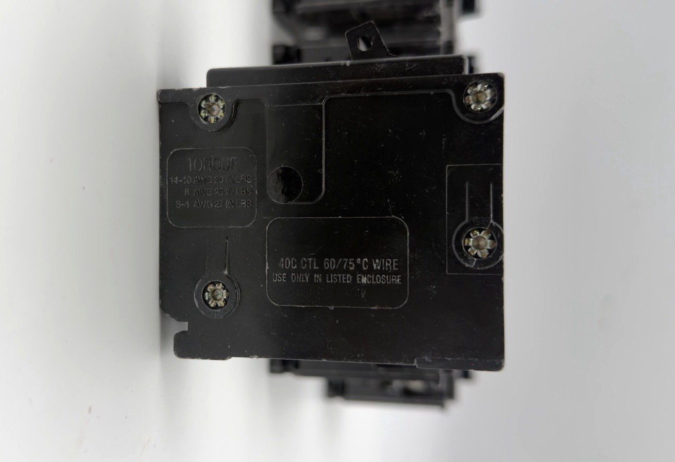 Lot of 12 – Eaton BR120 & C120 20A 1P Circuit Breakers NEW OPEN BOX