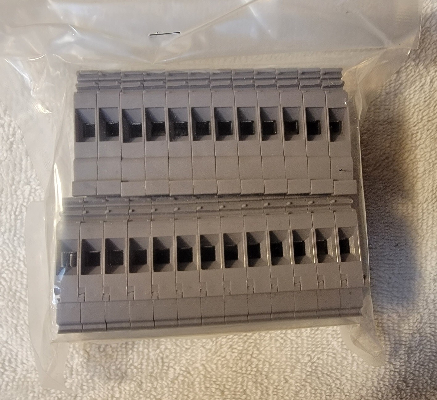 Entrelec 5118 M6/8 55 Amp Terminal Connector (lot of 25)