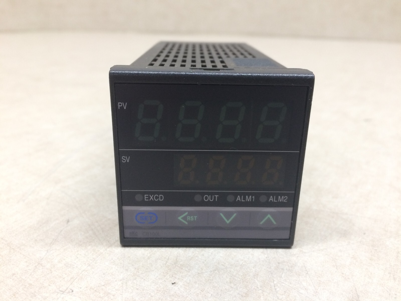 RKC CB100L Temperature Limit Controller Indicator 50/60Hz 100/240VAC Digital