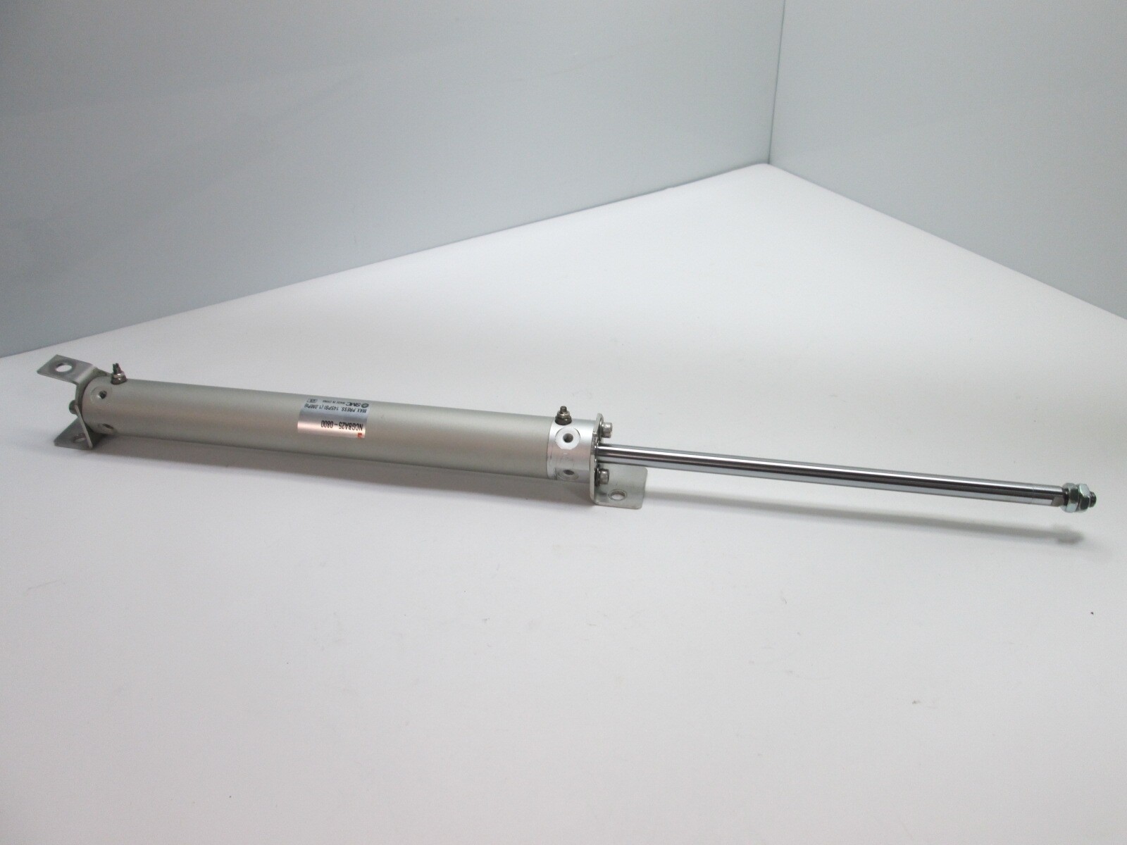 SMC NCGBA25-0800 Double Acting Single Rod Air Cylinder 10-32 Ports