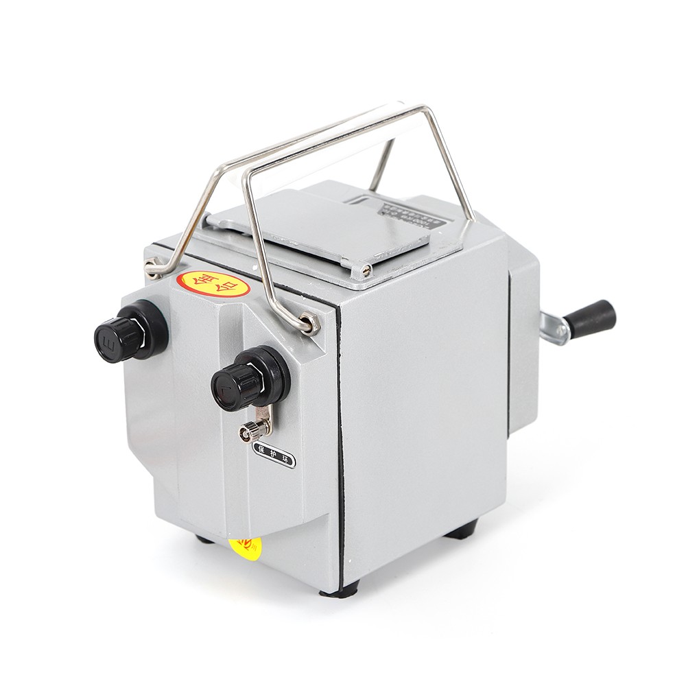 Hand-Crank Megohmmeter 1000V Insulation Resistance Tester 0–1000 MΩ Alloy