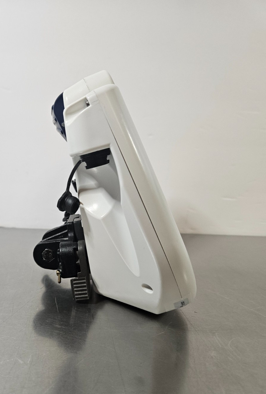 Verathon Glidescope 0570-0338 Monitor, 00800-0543 video cable, with charger