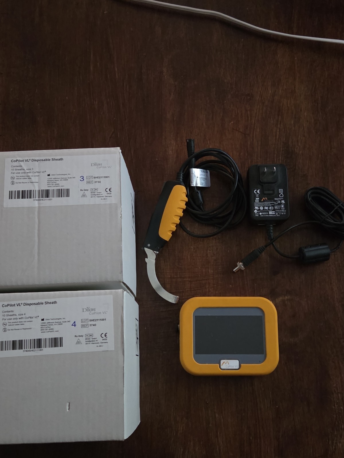 Dilon CoPilot VL Video Laryngoscope Kit, Mac blades Sz 3 Qty8 ,Sz 4 Qty 9, Anes