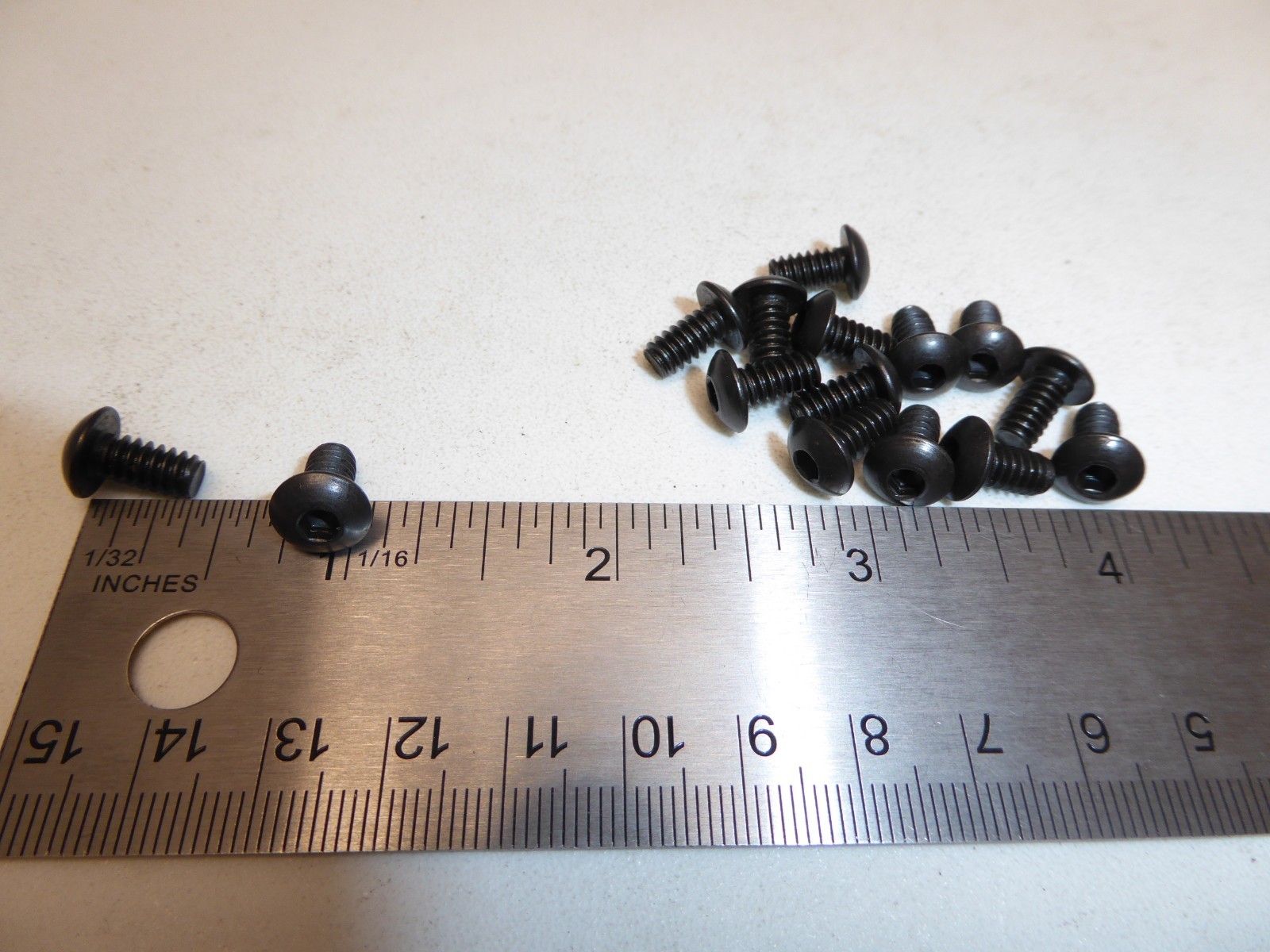 10-24 x 3/8″ BUTTON HEAD ALLEN SCREW BLACK OXIDE VINTAGE USA MADE Qty of 15
