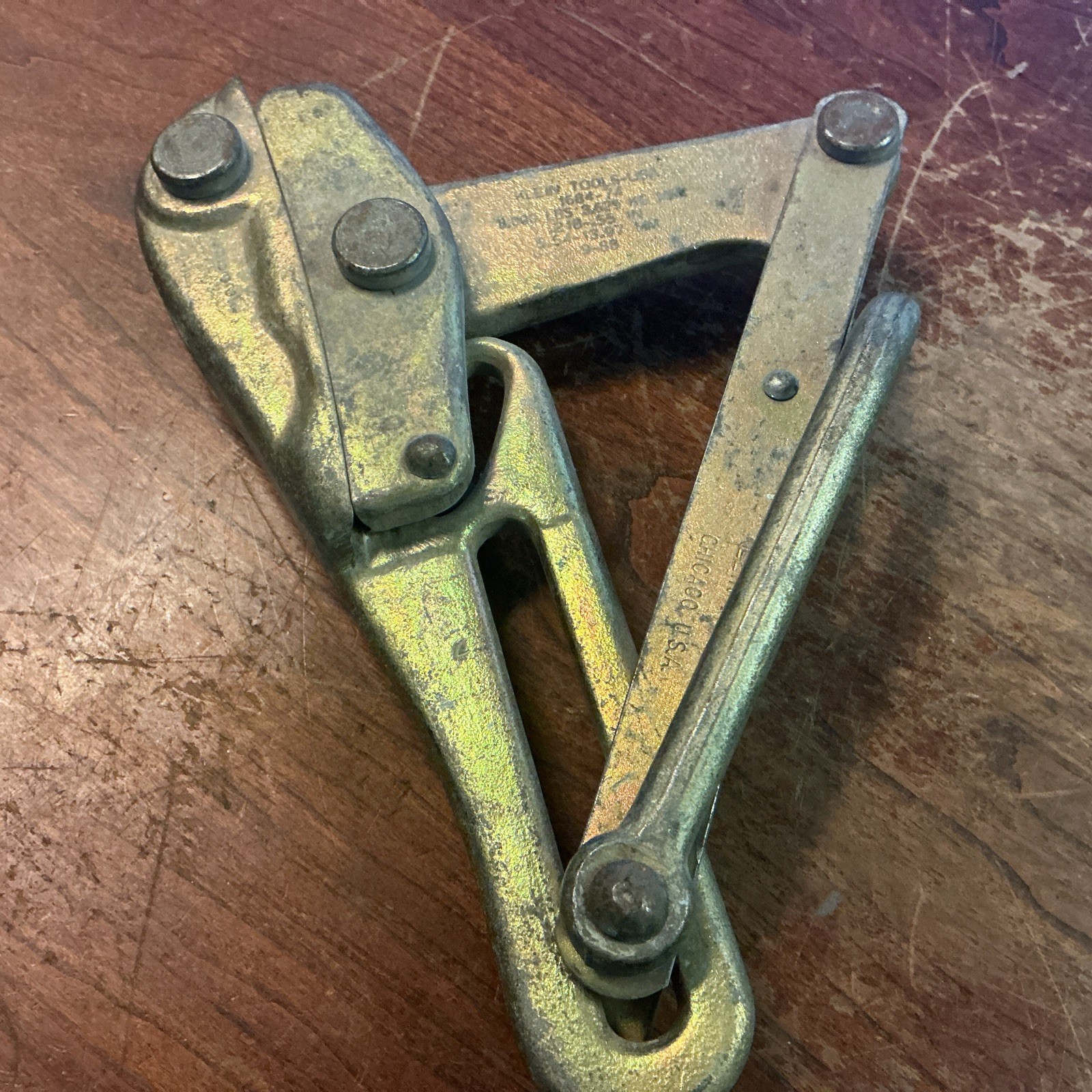 Klein Tools 1684-74 8000lb Cable Pulling Jaw Grip.218”-.55” (used)