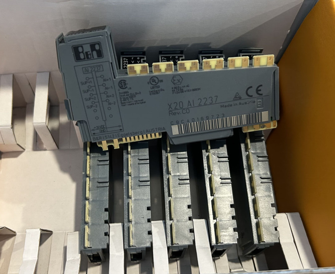 B&R X20AI2237 , 2 analog voltage inputs