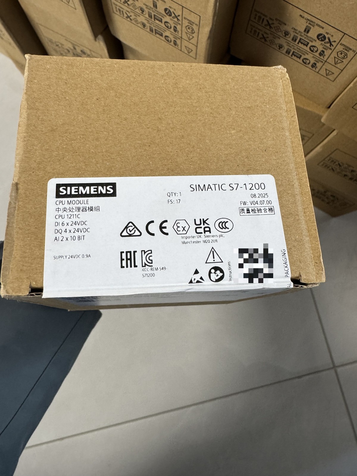 1PC Brand PRO Siemens Simatic S7-1200 6ES7211-1AE40-0XB0 6ES7 211-1AE40-0XB0