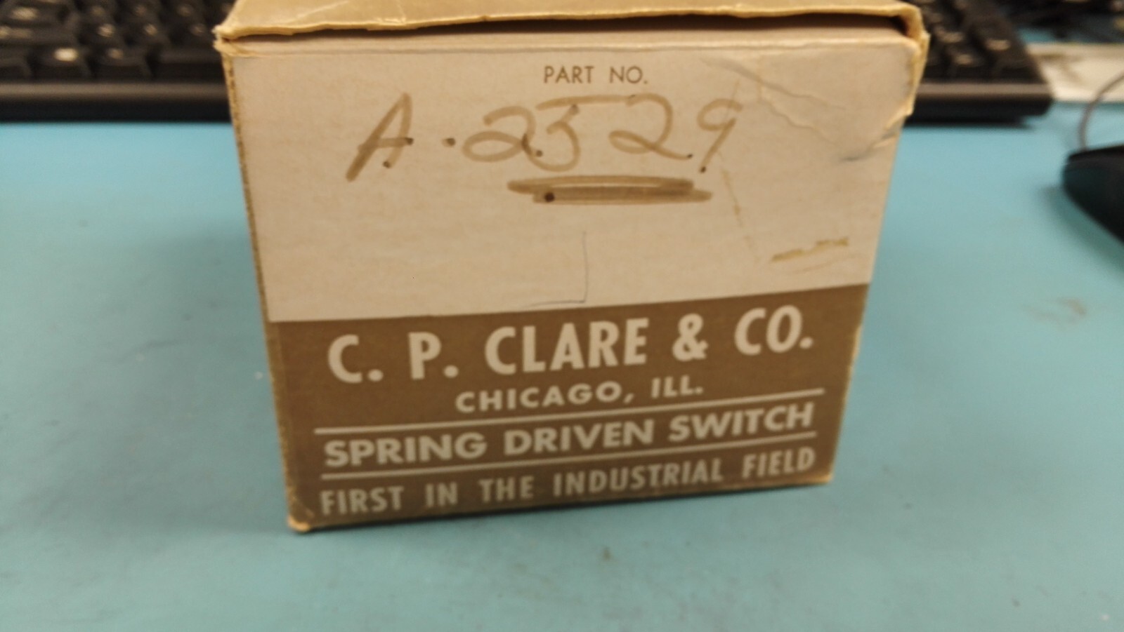 A2529 SPRING DRIVEN SWITCH RELAY SOLENOID C.P. CLARE & CO.. ***USA SELLER ***