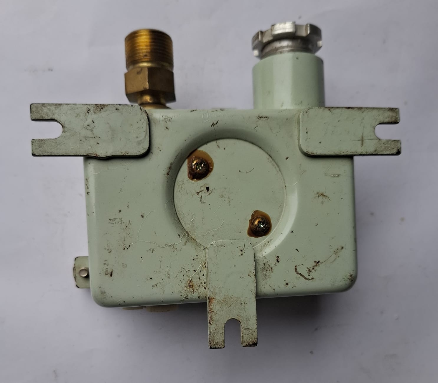 Saginomiya SNS-C110WUQ Pressure Switch 1~10kgf/cm2 Diff 1~3kgf/cm2 Max 15kgf/cm2
