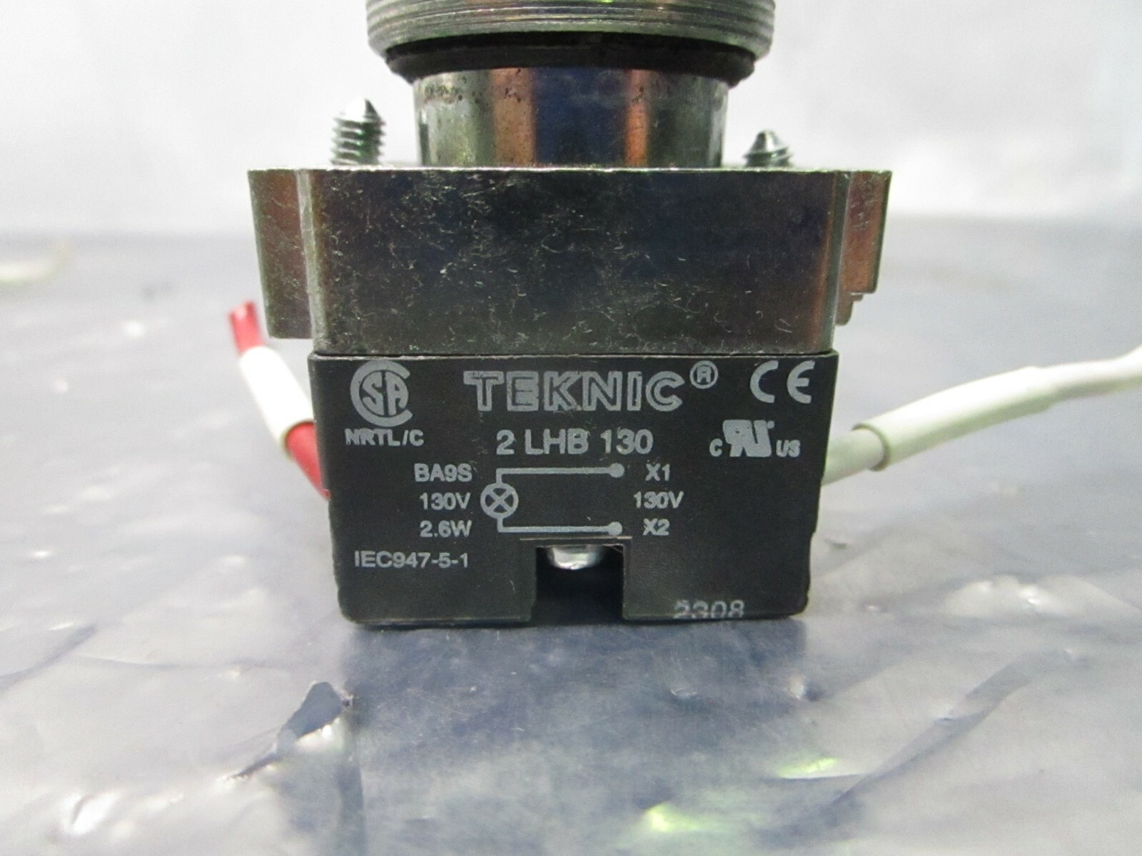 3 Teknic 2LHB130 Pushbutton, 101171