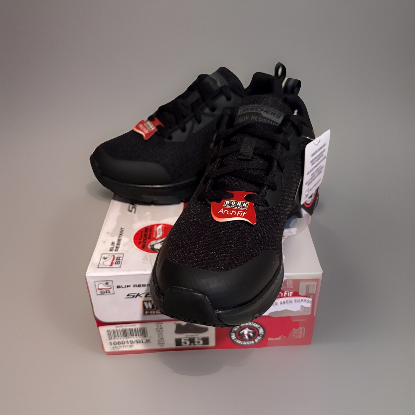 Skechers Women’s Size 5.5 Arch Fit Slip Resistant Work Shoes