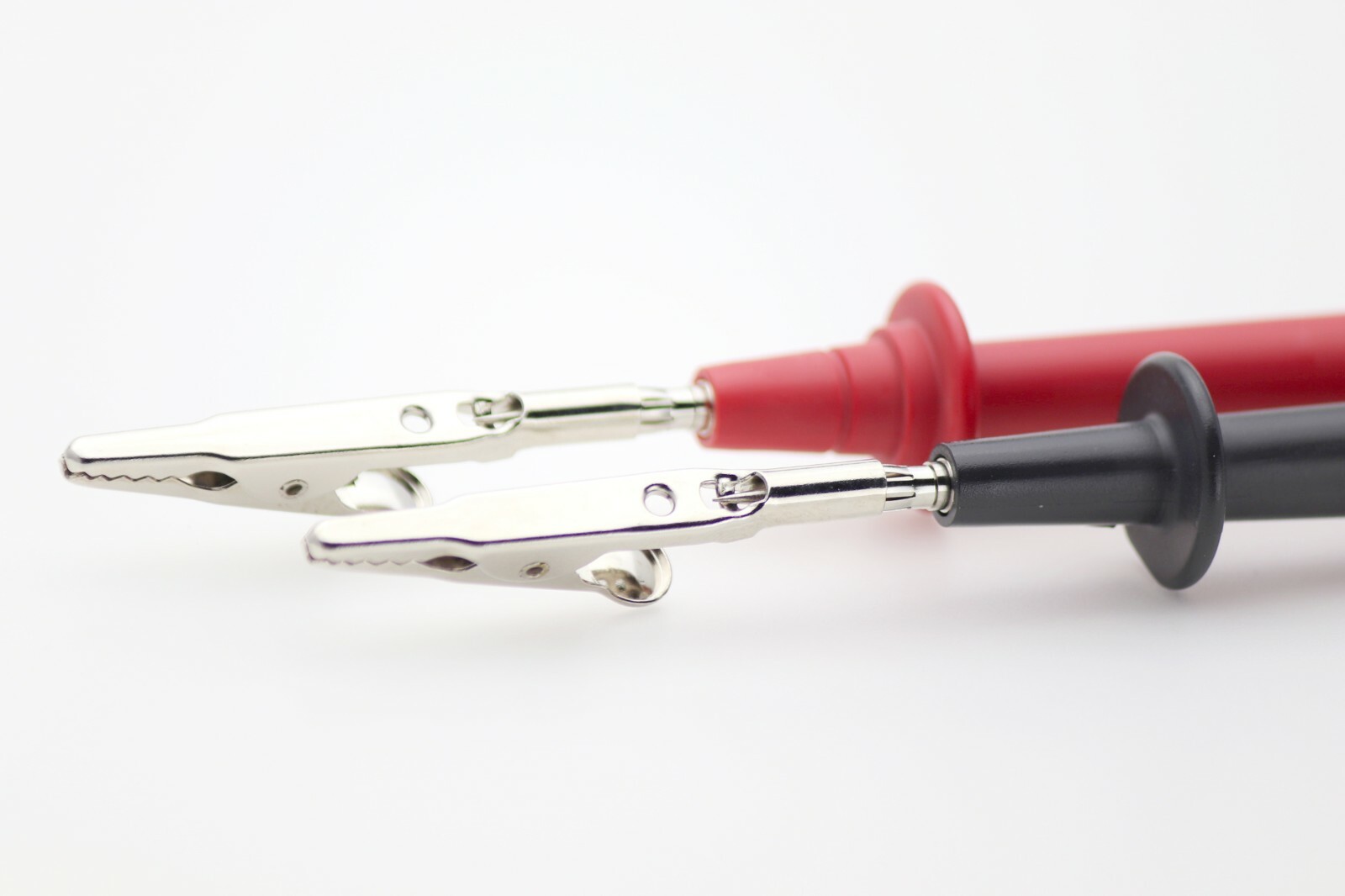 NEW Pomona Test Lead Kit: Lantern Tip Probes, Slide-On Alligator Clips w/ Pouch