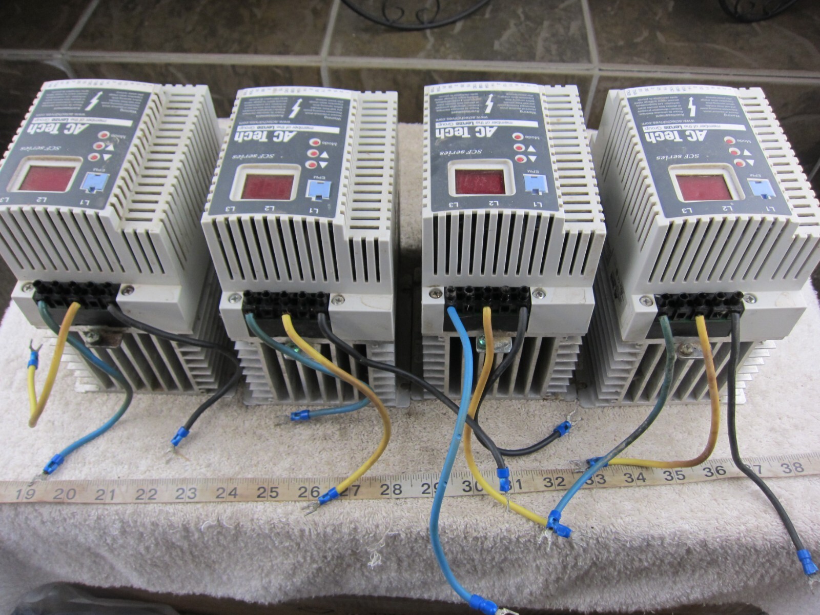 AC Tech Lenze SF550P-103 5Hp 3P 480V Variable Speed AC Motor Driver, Used