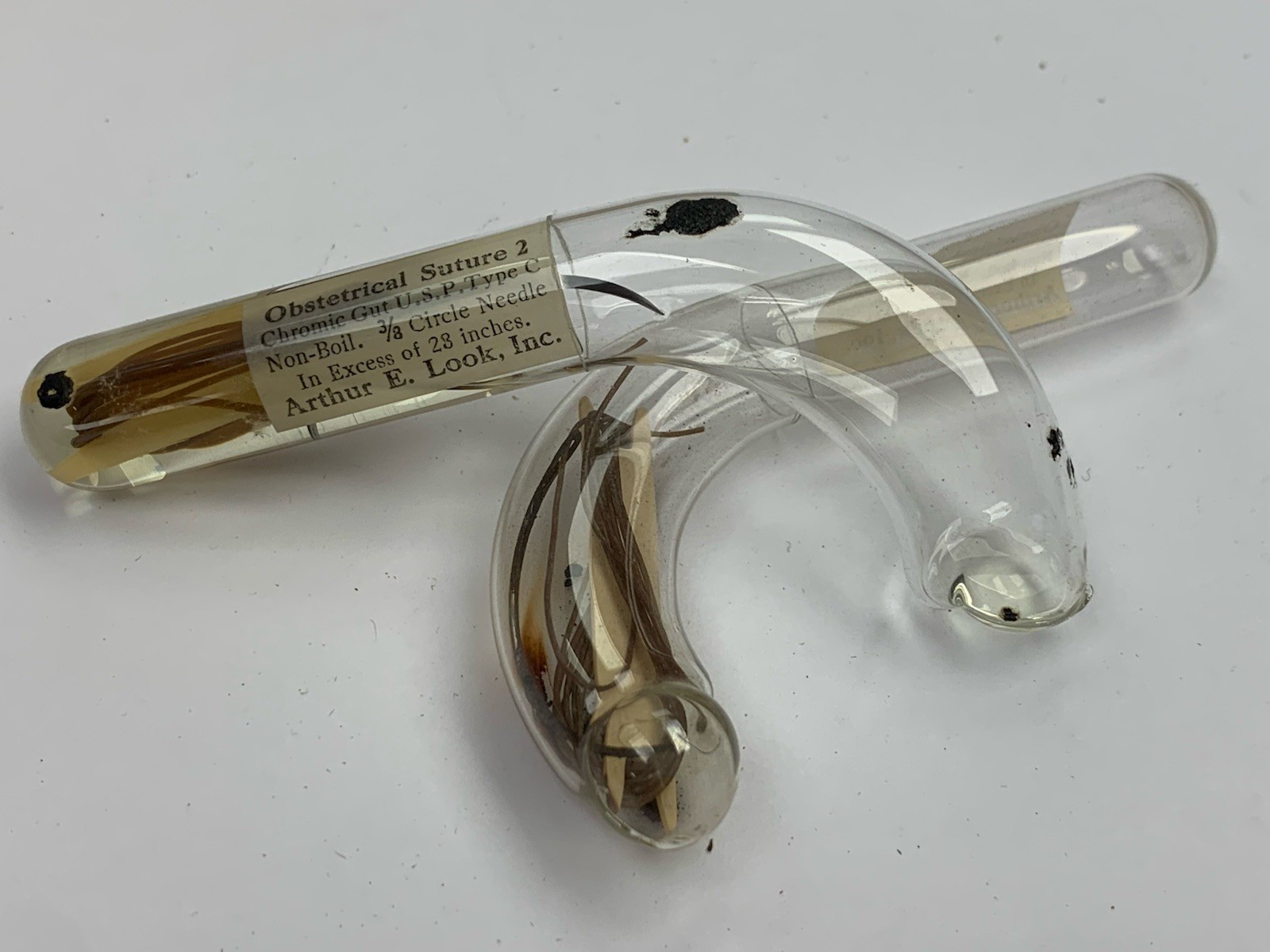 Vintage 1948 Becton Dickinson & Co B-D Yale 50cc Glass Syringe + Medical Sutures