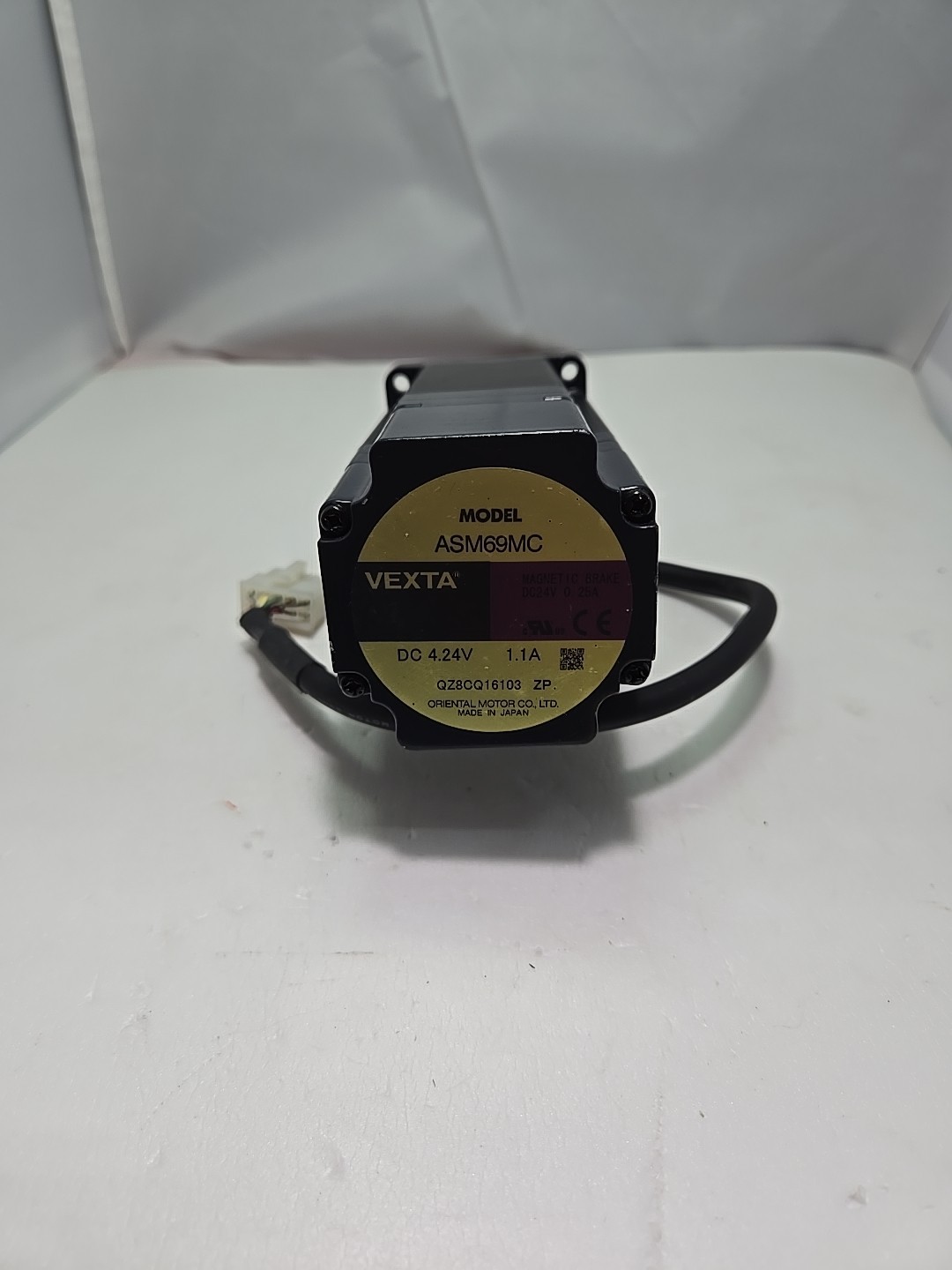 Vexta Oriental Motor – ASM69MC (DC 4.24V 1.1A) MAGNETIC BRAKE (DC24V 0.25A) M65)