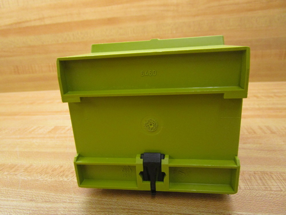 Pilz PNOZ-11 24VAC 24 VDC 7n/o 1n/c Relay 774080