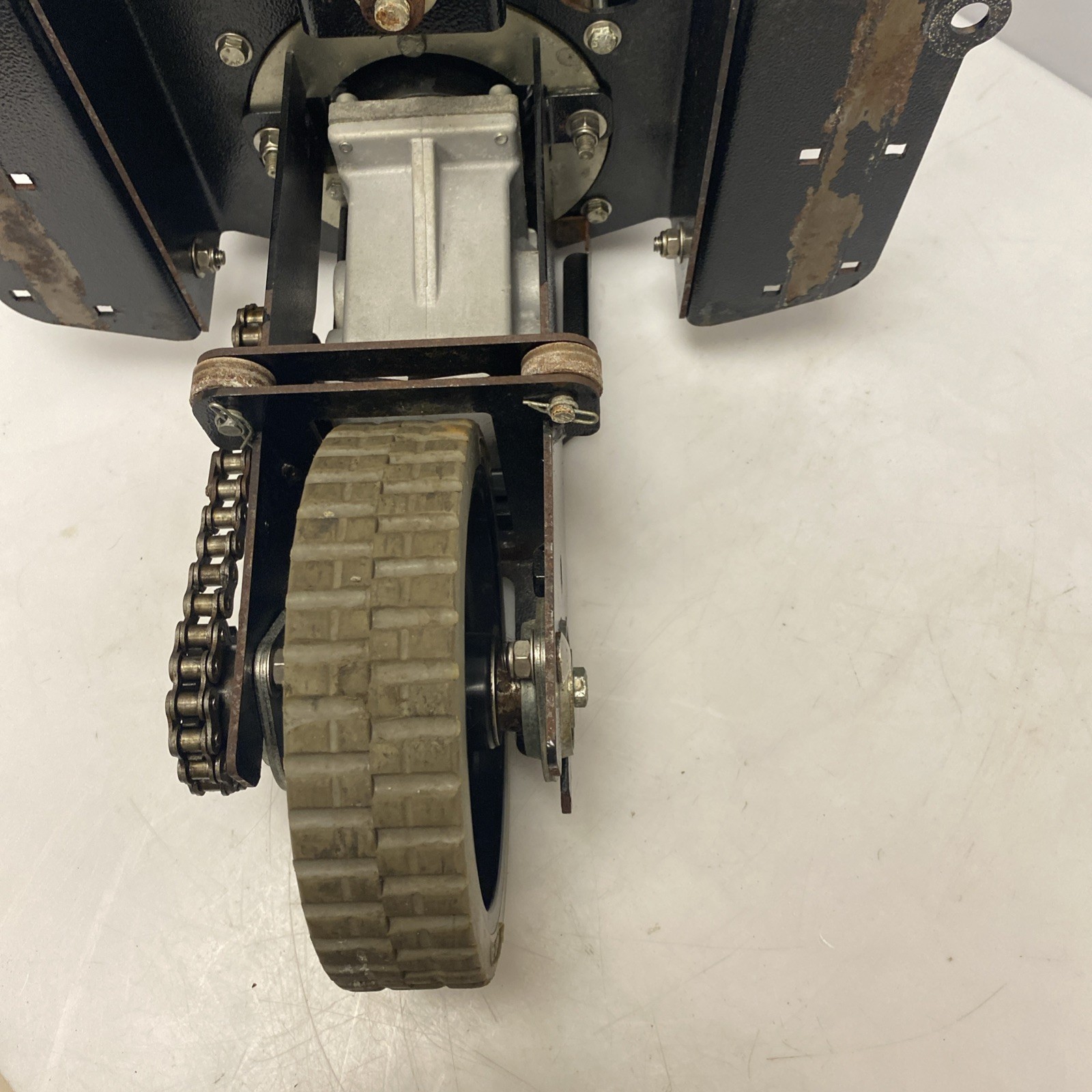 Windsor Karcher Chariot 2 iScrub 20X CSX20 Traction Motor 86364010 Drive Lower