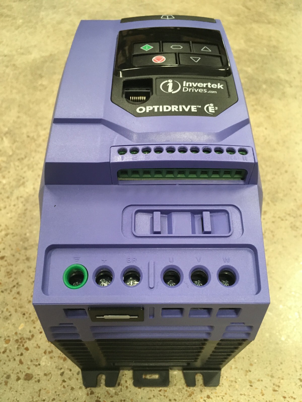 ODE-3-240095-3F42 – Invertek VFD – 5HP 9.5A 380V-480V 3Ph/3Ph – VFDexchange