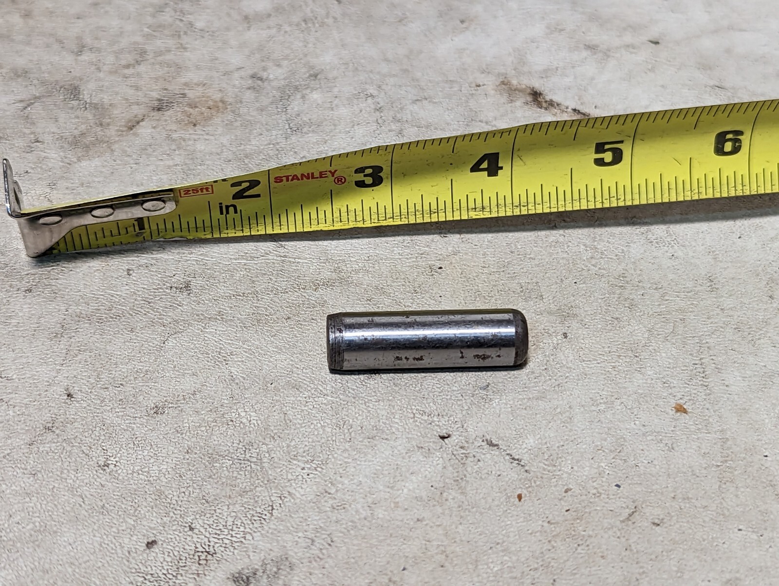 44 pounds of metal dowel pins, 1.5 in long, 0.5 in diameter