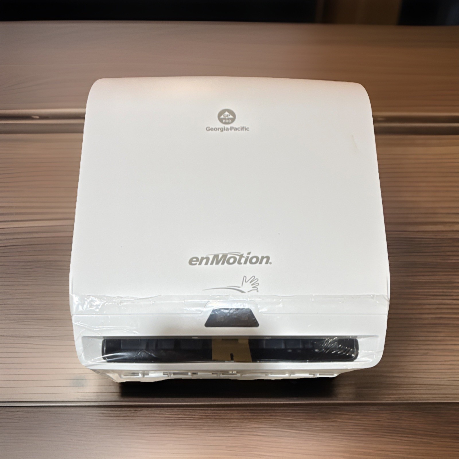 Georgia-Pacific enMotion 10″ Touchless Roll Towel Dispenser White 59407A