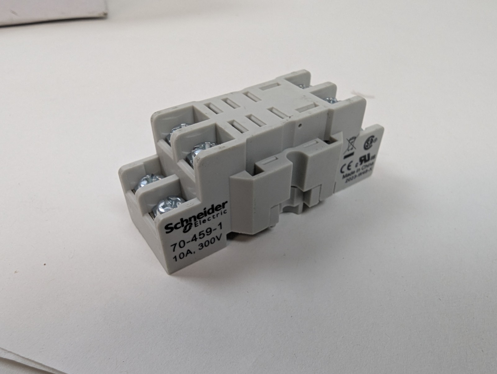 10 Schneider 70-459-1 Relay Socket 10A 300V 8 Pin DIN Mount Screw Terminals NEW