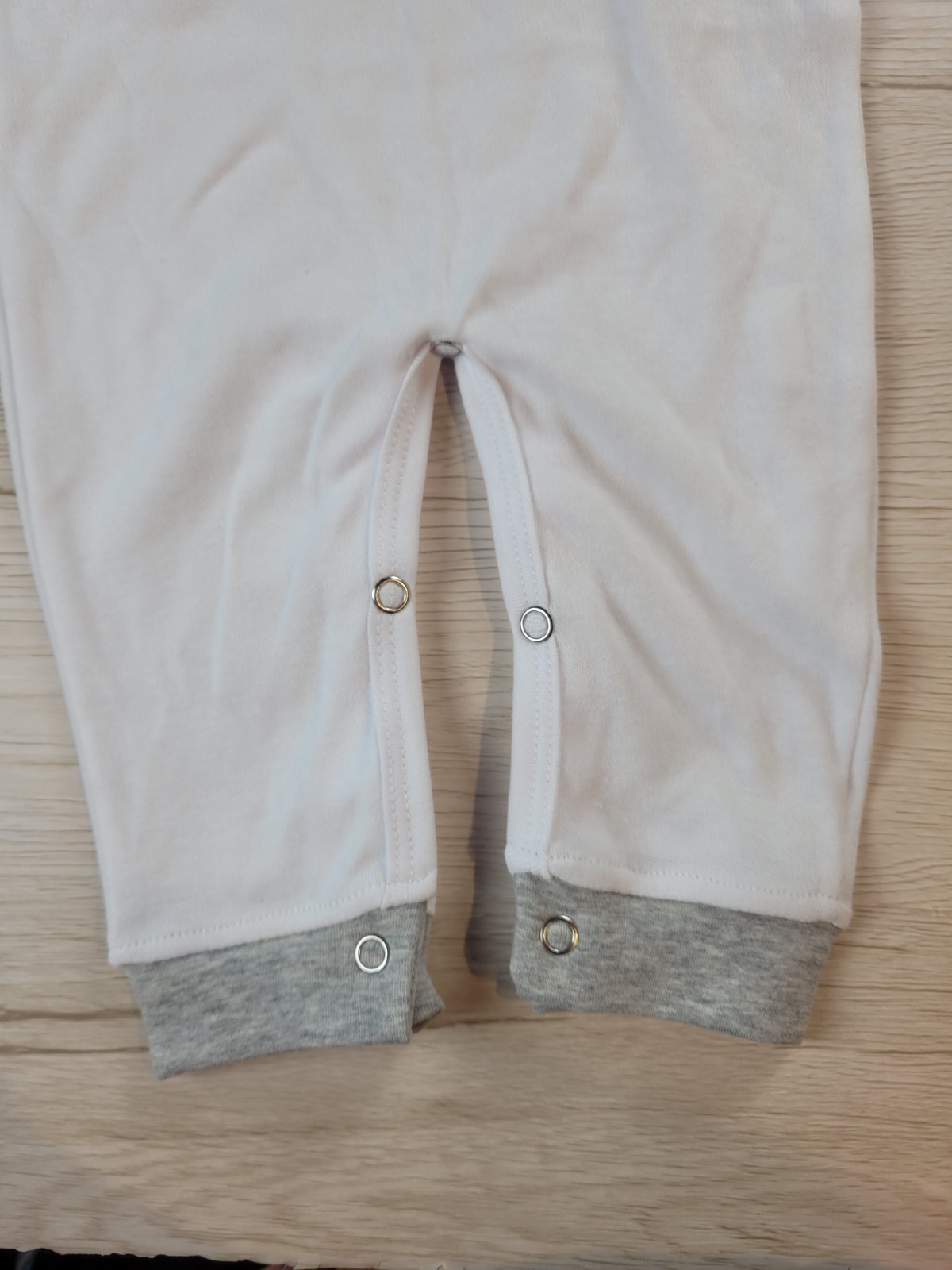 Baby One-Piece Raglan Sleep N Play blank– White/Gray Polyester Cotton 3-6 month