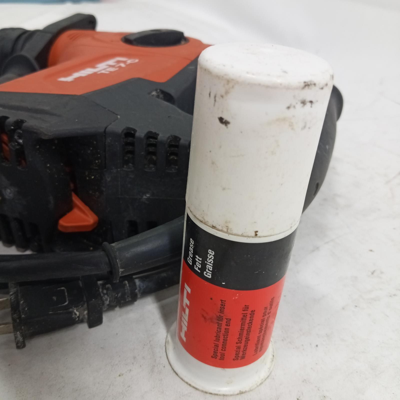 Hilti TE 7-C Electric Corded Rotary Concrete Hammer Drill – WORKING