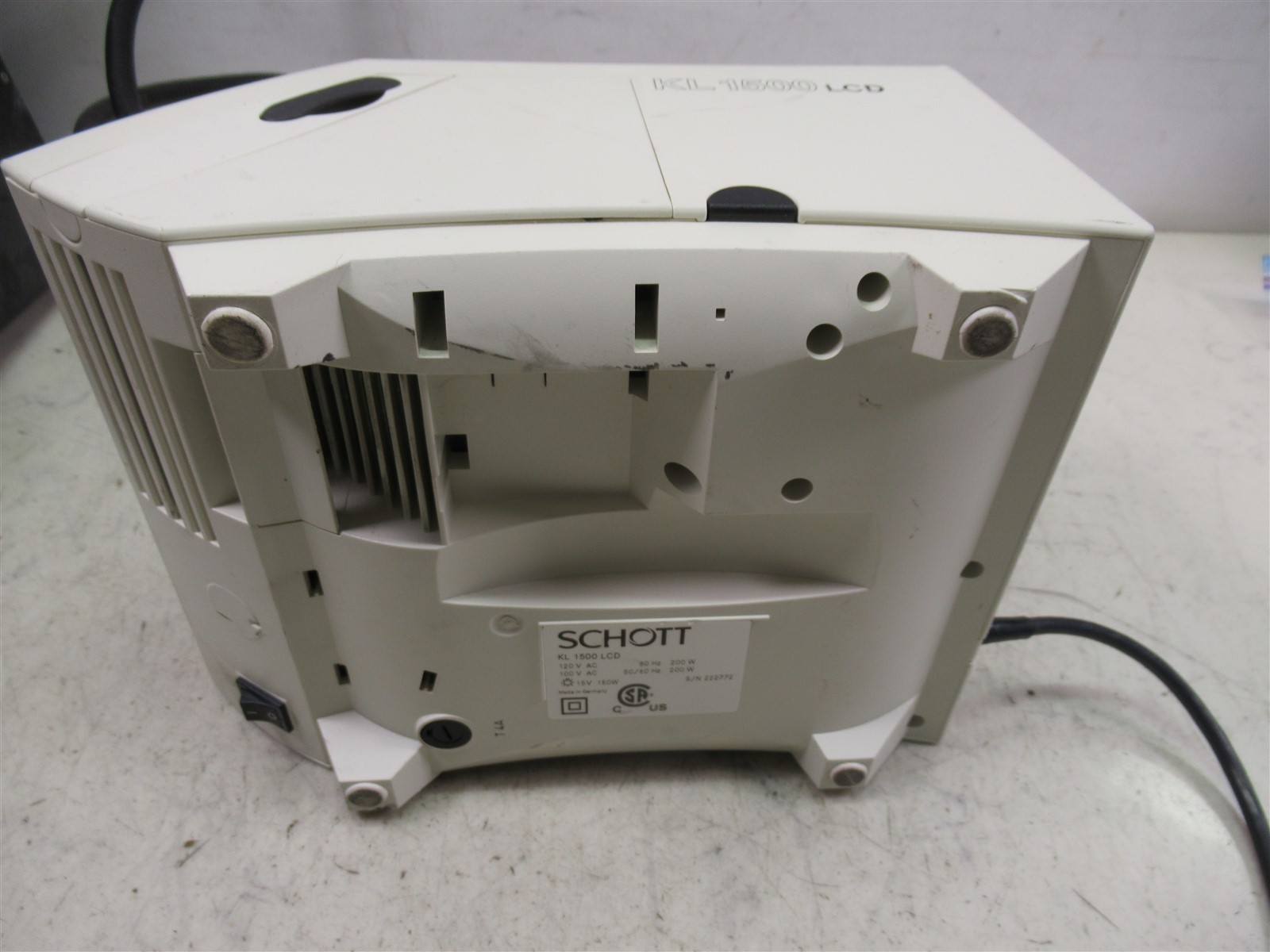 Schott KL-1500 LCD Dual Fiber Optic Light Source High-Intensity Microscopy