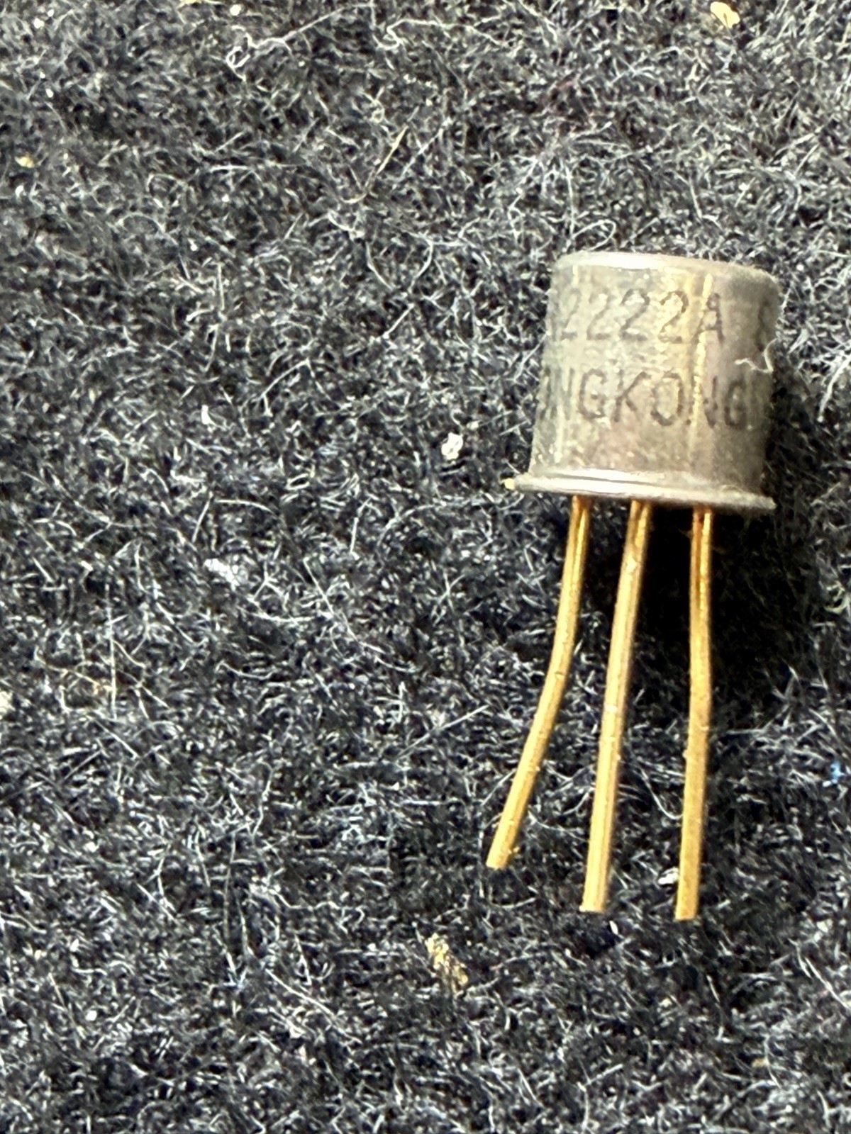 20pcs NOS FAIRCHILD HONG KONG 2N2222A TRANSISTOR W/ GOLD LEADS