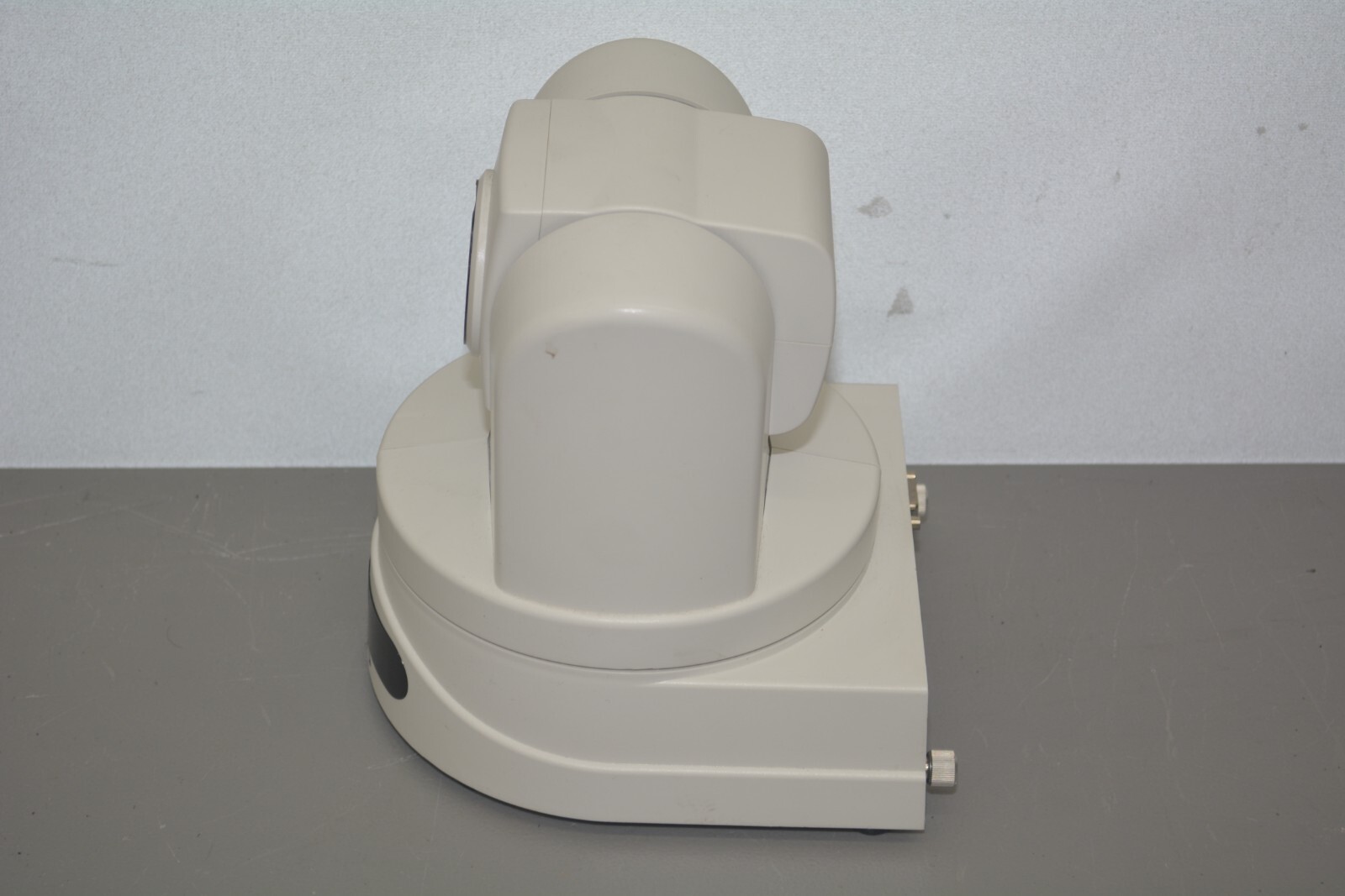 ^ Vaddio ClearView HD-20SE PTZ Camera P/N: 998-6980-000AW #X466