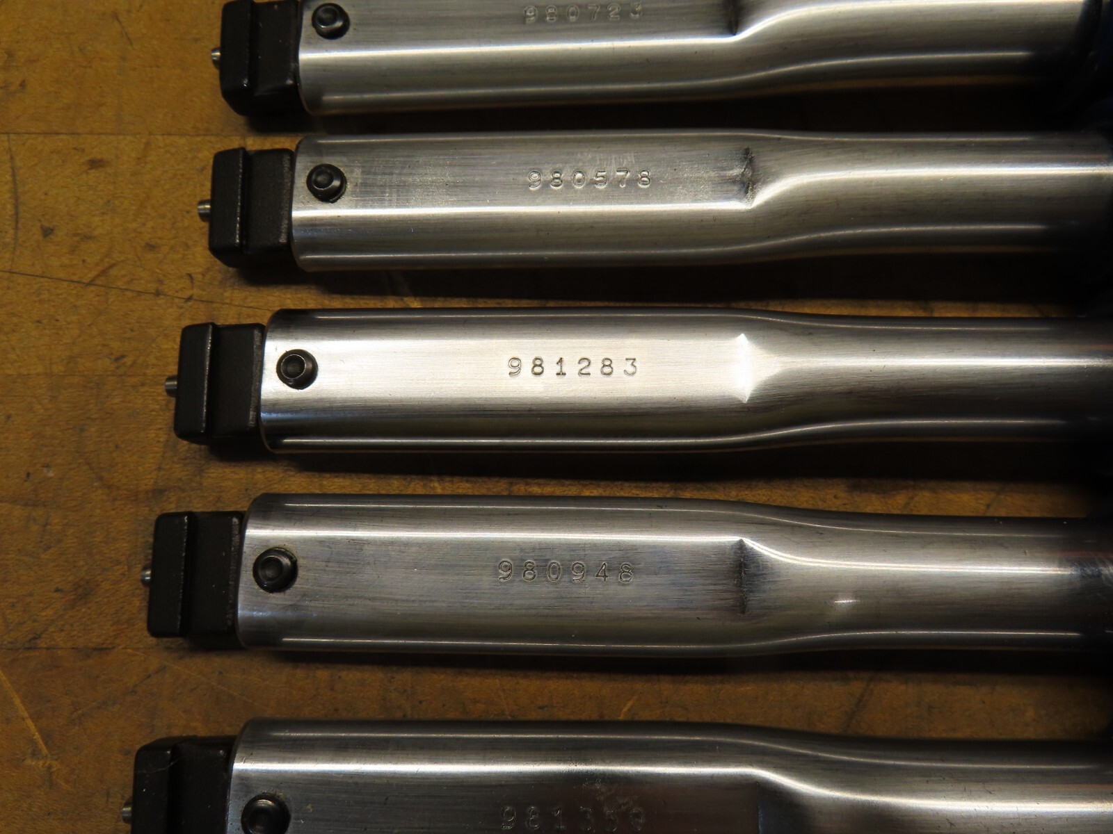SR LTC 810016 Preset Interchangeable Head Torque Wrench 60-300 in. lbs. 7-34 Nm