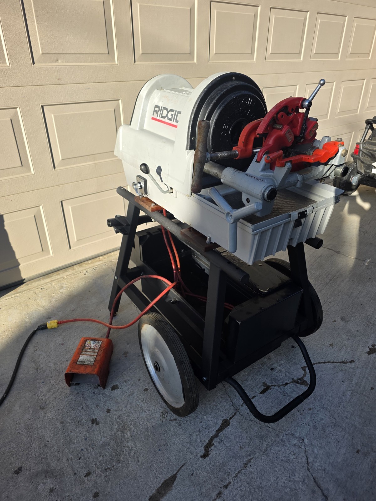 RIDGID 1822I Pipe Threading Machine