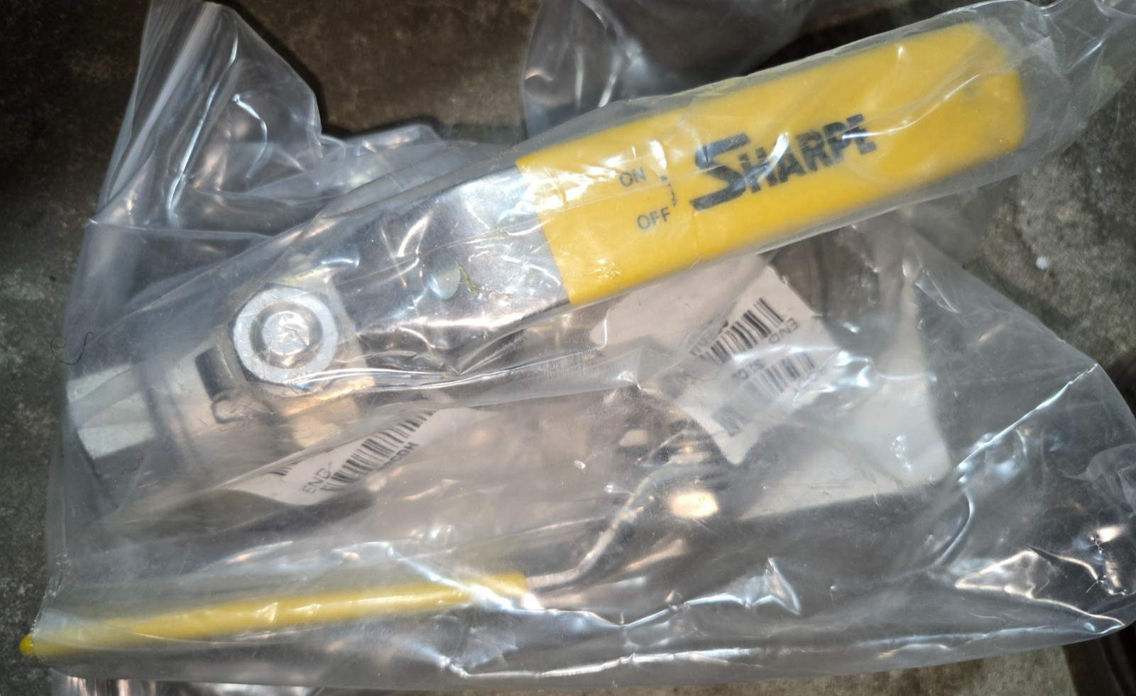 Sharpe 316 Stainless Full-Port Ball Valve Lockable Lever Handle 1 NPT Female