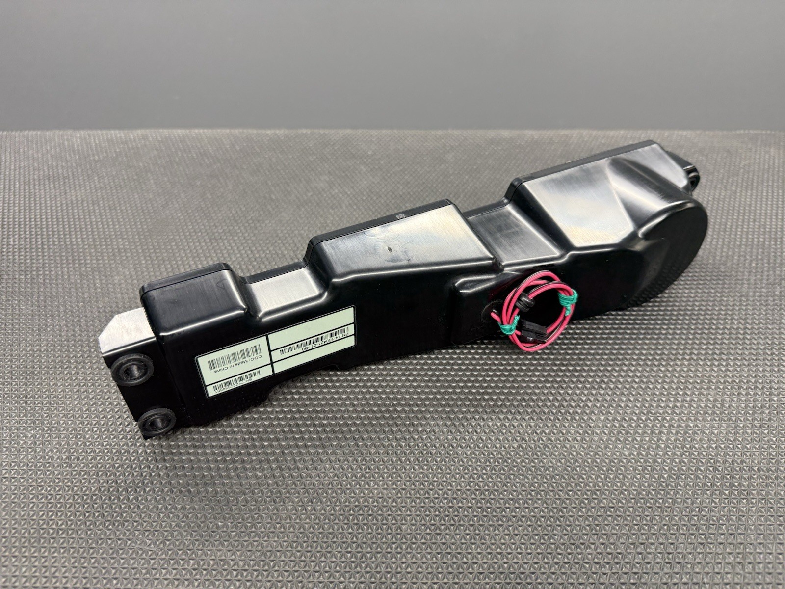 Cisco TelePresence MX300 Speakers, 74-100416-01 -B0, & 74-100421-01 B0