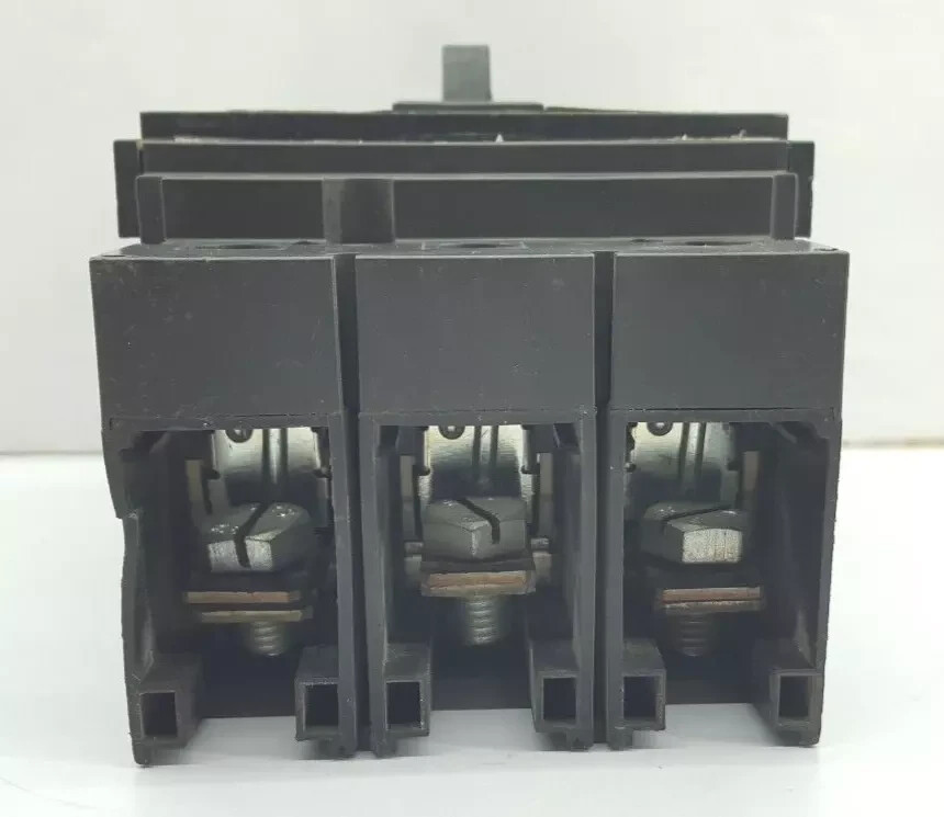 SQUARE D JDA36175 POWER PACT CIRCUIT BREAKER 175A 3P 600V 175 AMP 3 POLE JDA