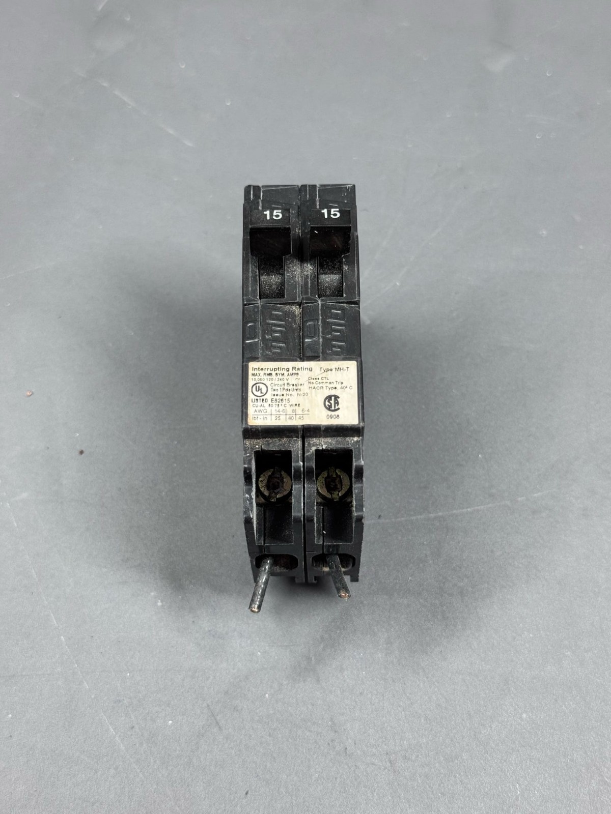 Murray MP1515 MH-T 15/15A Twin Tandem Duplex Circuit Breaker 120/240V Type MH-T