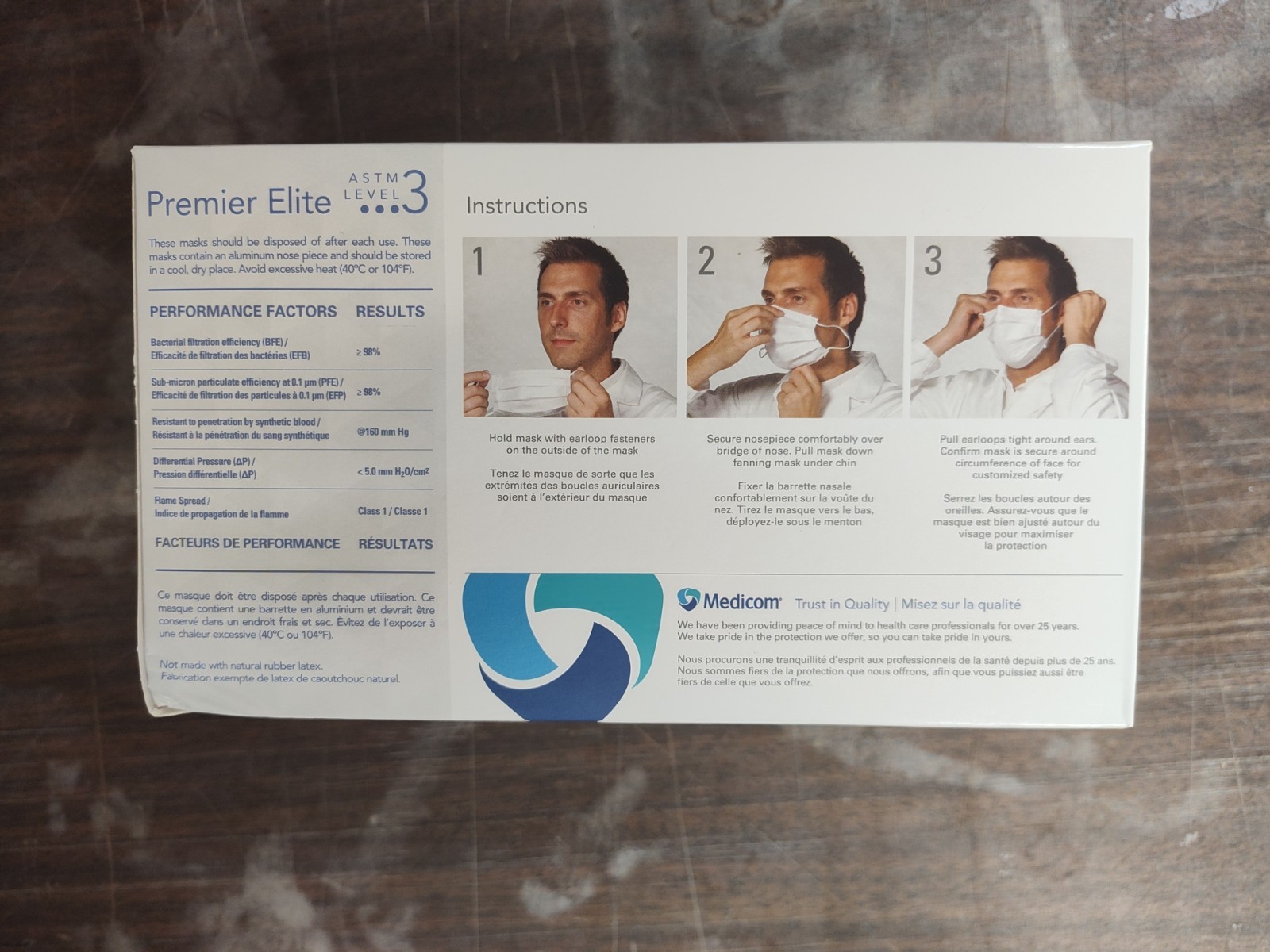 Medicom 2047 SafeMask Premier Elite Earloop Face Masks ASTM Level 3 White 50/Bx