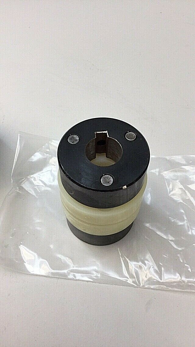 Schmidt F019B-014-017-001 Zero-Max Flexible Coupling 19mm,22mm Bores With Keyway