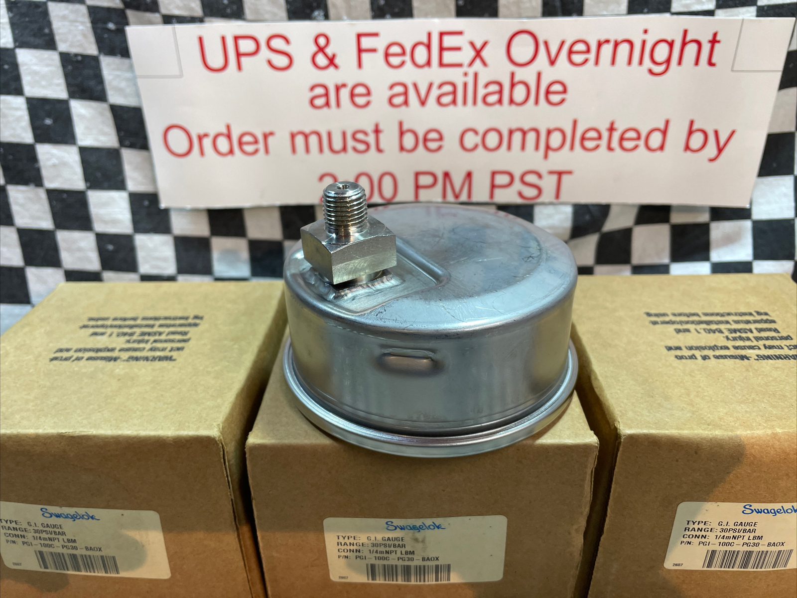 SWAGELOK PGI-100C-PG30-BAOX, PGI-100C-PG30-BA0X, Pressure Gauge 30 PSI, LOT OF 4