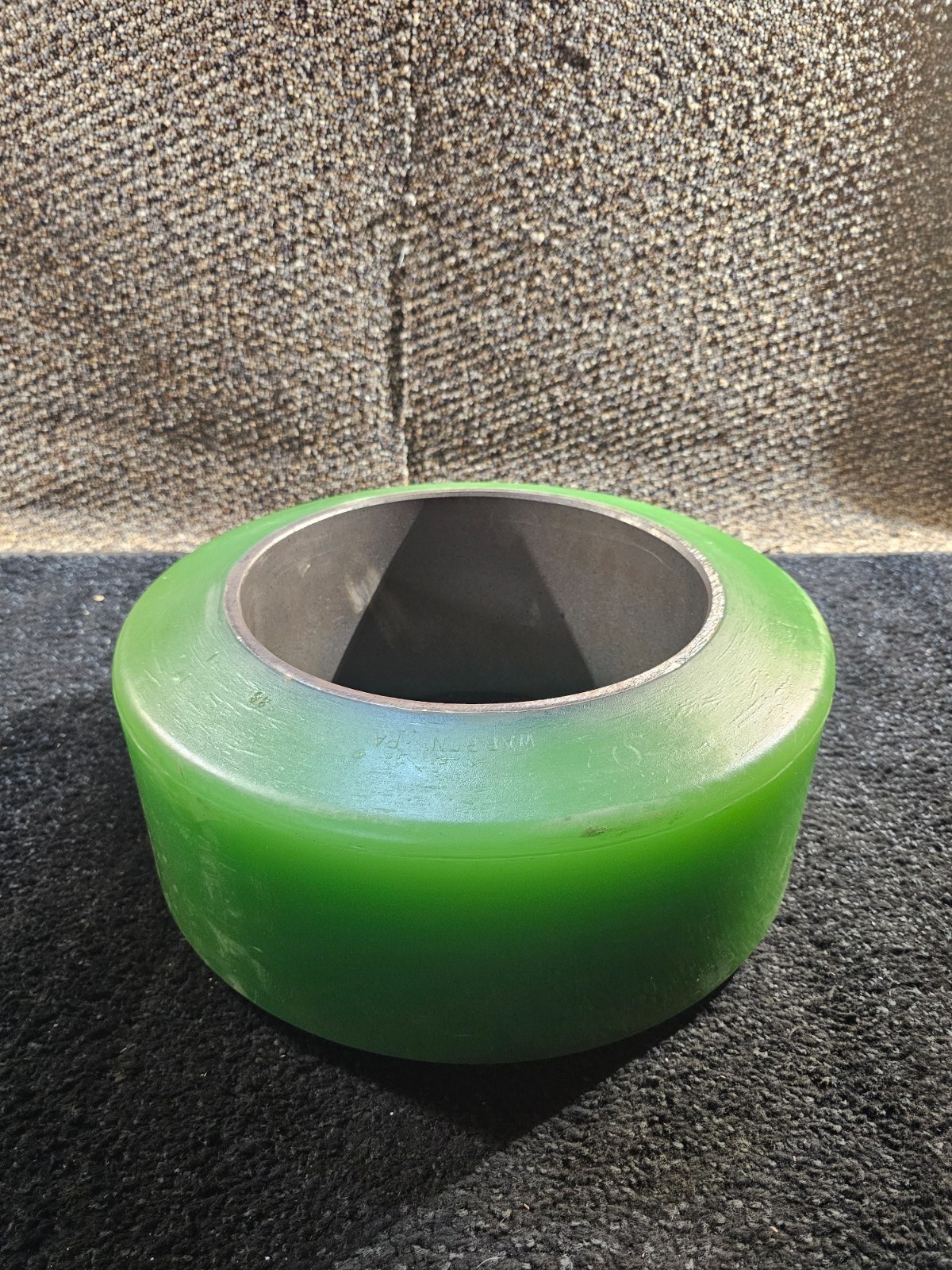 (QTY 1) Superior Tire P21600701055 Green Smooth Press-On Forklift Tire 16x7x10.5