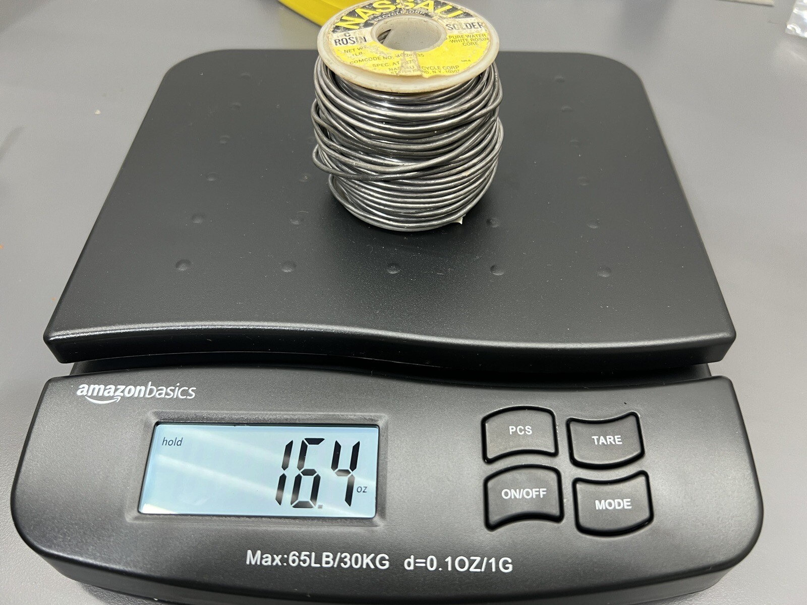 16.4 OZ. ROLL NASSAU SPEC AT 7076 PURE WATER WHITE .070 DIA C ROSIN CORE SOLDER