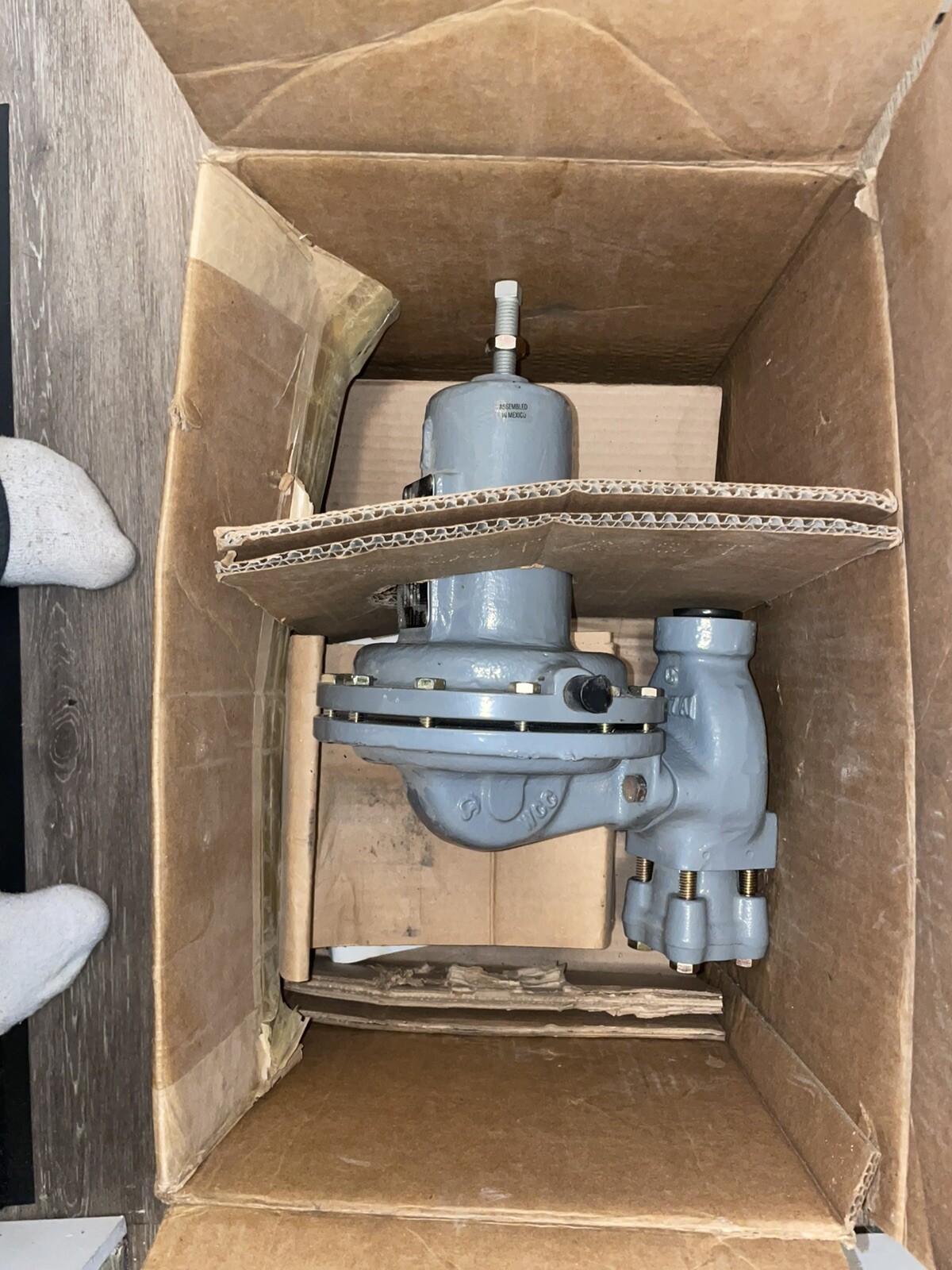FISHER CONTROL BIG JOE 630R-8059 Pressure regulator NEW