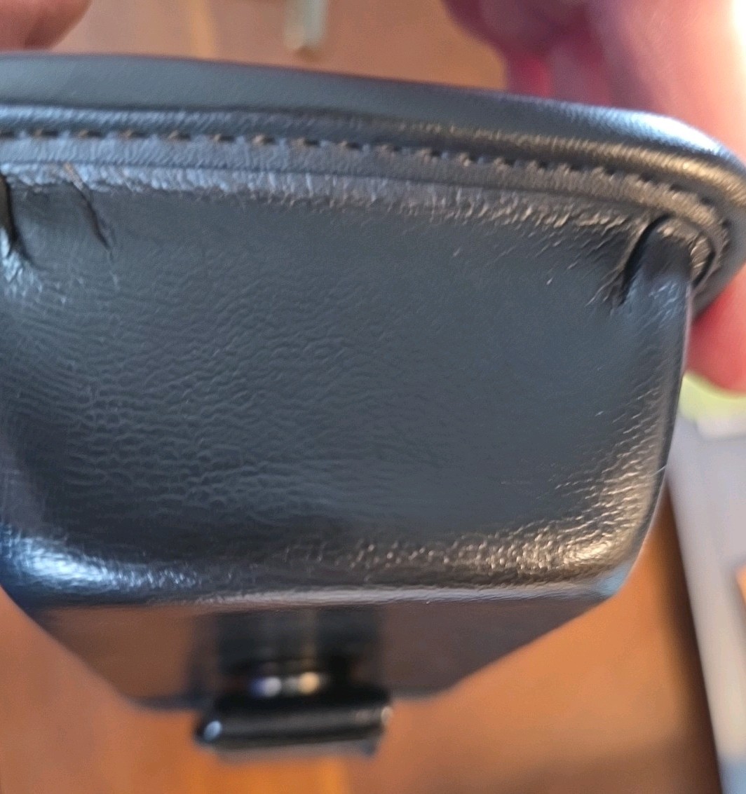 Bianchi AccuMold Elite Universal Leather Radio Holder with Swivel
