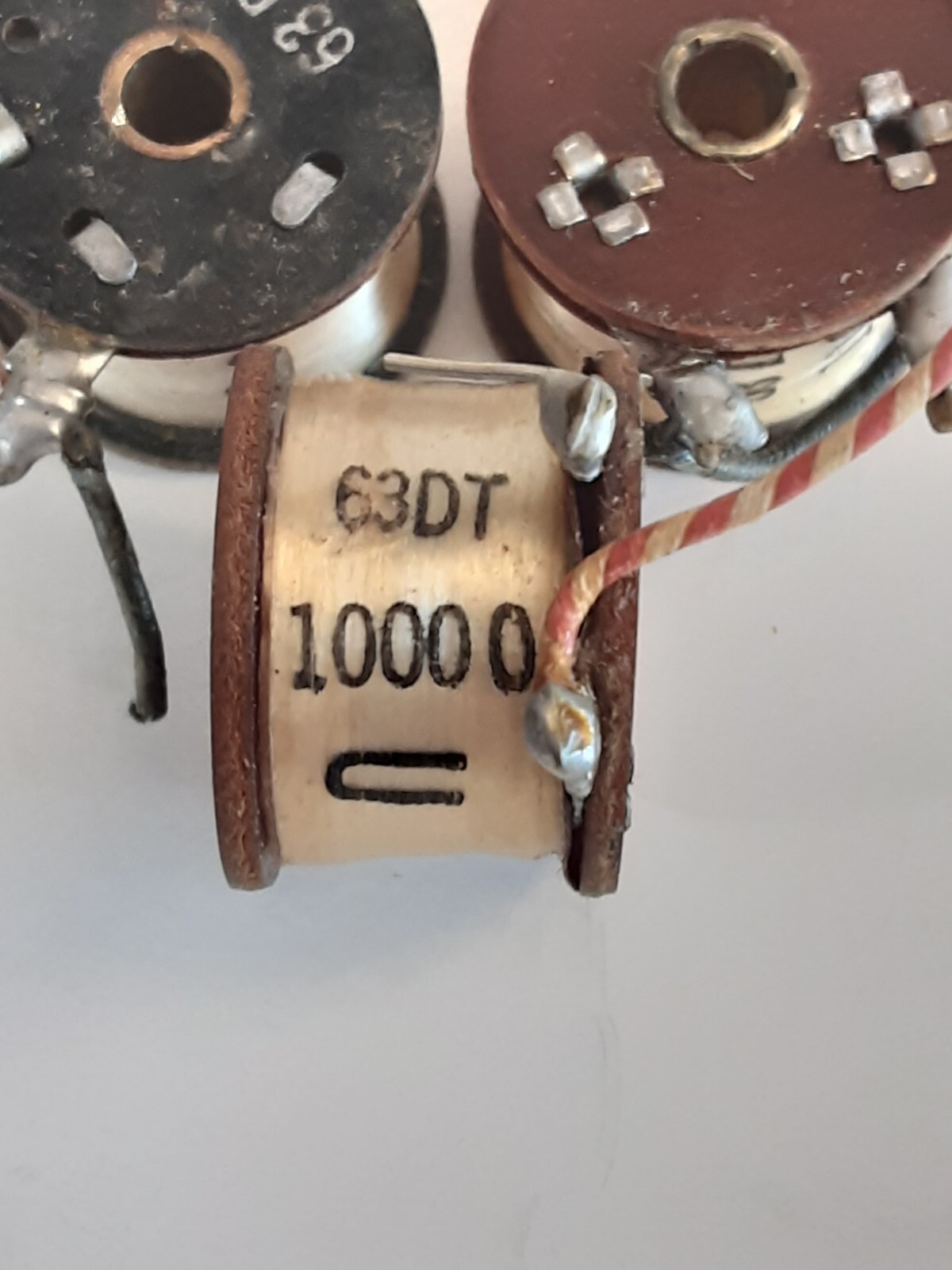 63DH 1000 OHM Non-Inductive Resistors Lot Of 32