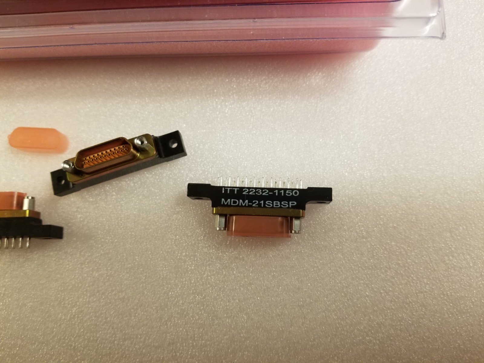 ITT Cannon Micro D Connector 21 Position Right Angle MDM-21SBSP NEW QTY: 3 PCS