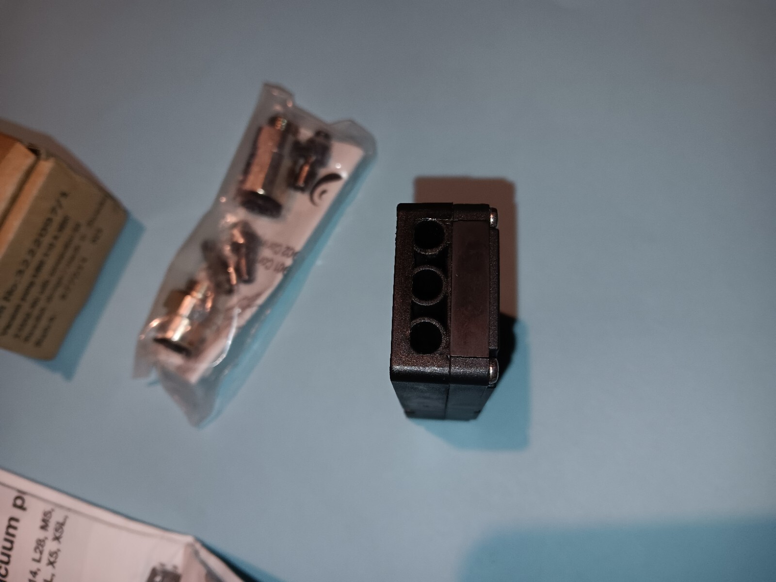 NEW GENUINE PIAB X10A6-AN MINI VACUUM PUMP WITH CONNECTION KIT