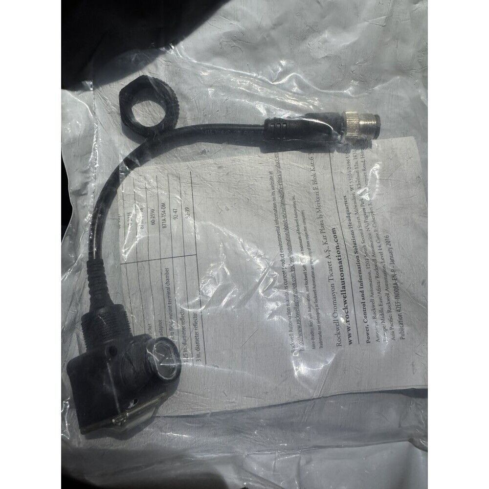 New Sealed Allen Bradley 42EF-P2MPB-F4 RightSight Photoelectric Sensor USA