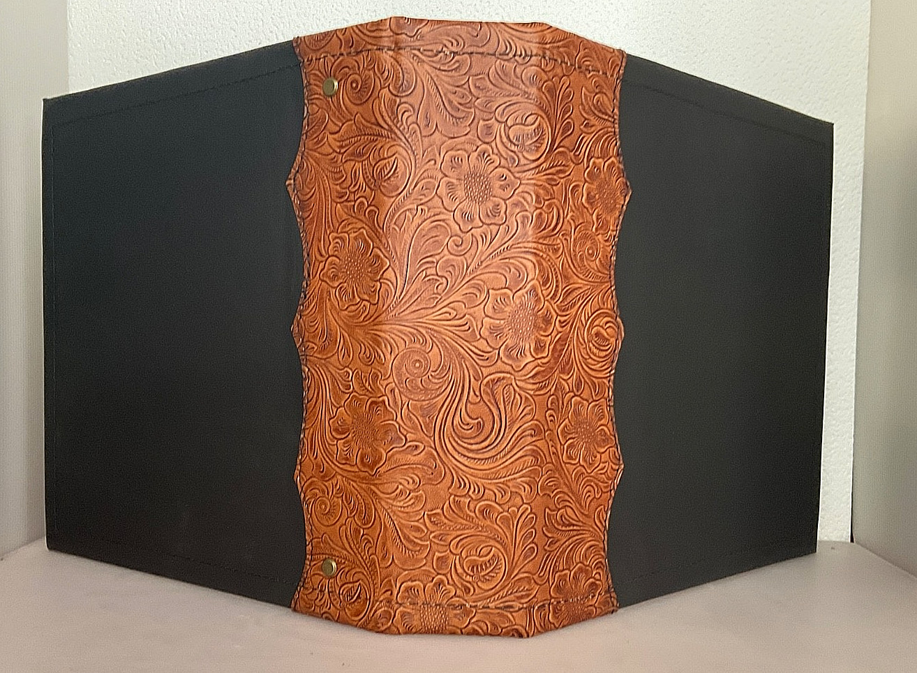 SMOOTH BLACK COWHIDE LEATHER 2″ 3 RING BINDER WESTERN CHESTNUT FLORAL TRIM