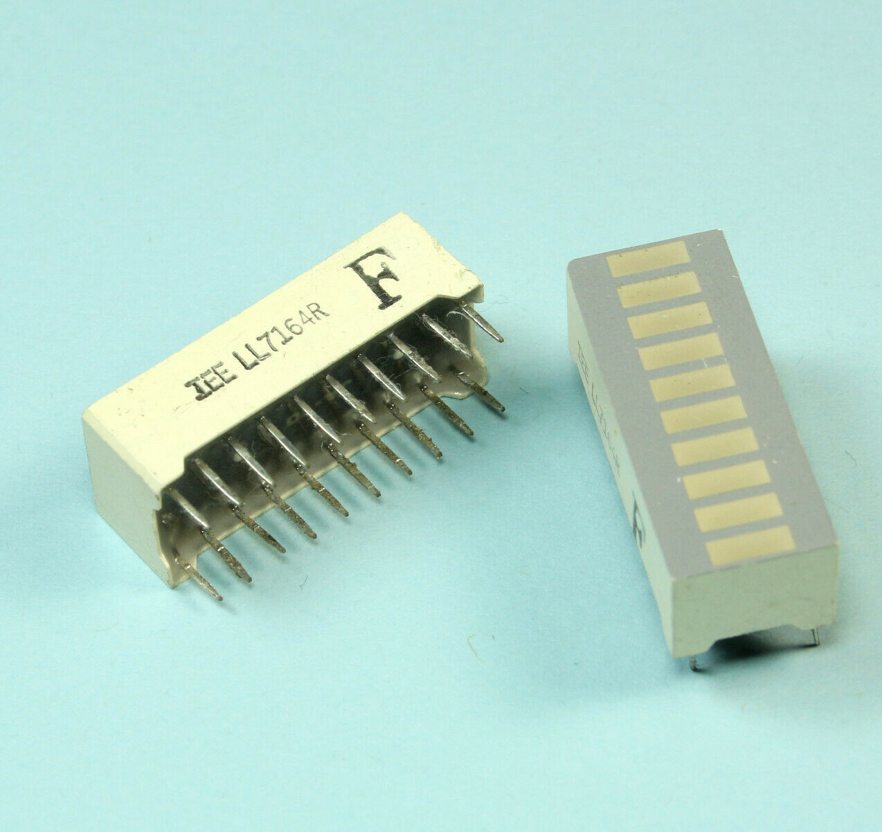 10pc IEE Red LED Bar Graph – Single-color -10 segment – LL7164R – 20 pins
